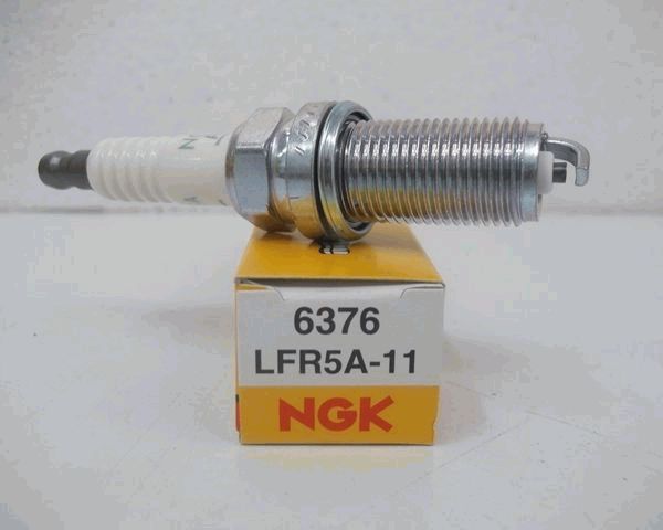 6376 LFR5A-11 Cвеча зажигания "NGK" K16HPRU-11  B2401-95F0A, 22401-95F0A, 09482-00605 18841-11051 22401-8H515